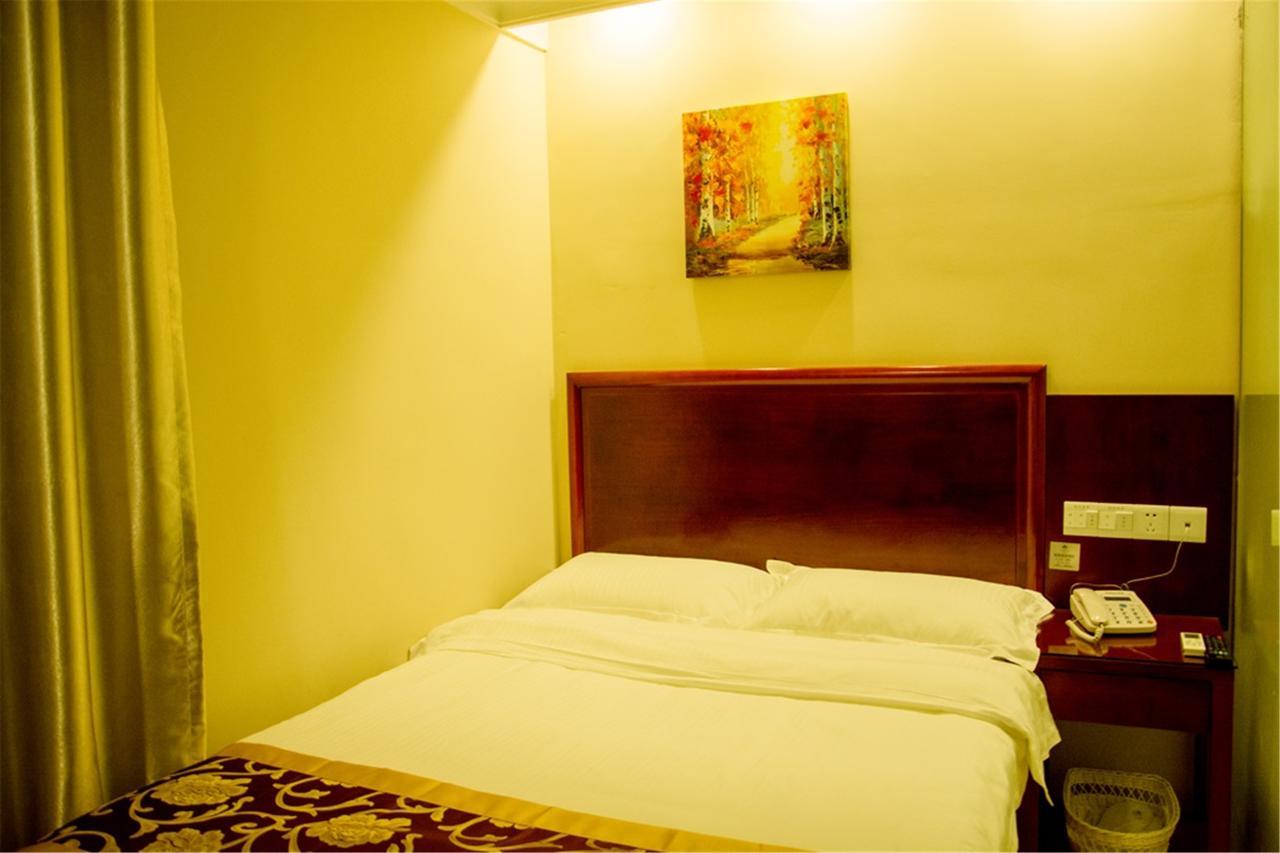 Greentree Alliance Shanghai Chongming Bayi Road Walking Street Hotel Exterior foto